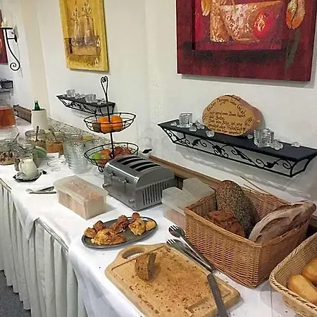 弗里森盖斯特酒店 酒店